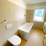 Mit Seesicht Und Hotelservices