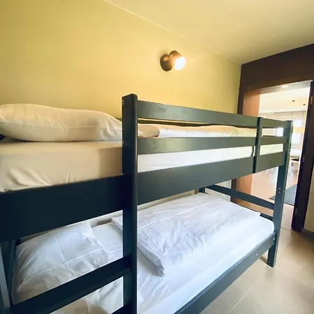 Apartment Mit Seesicht Und Hotelservices