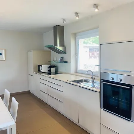 Mit Seesicht Und Hotelservices Apartment Maria Woerth
