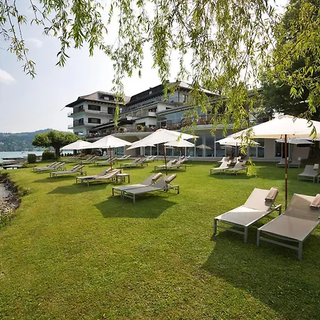 Mit Seesicht Und Hotelservices *